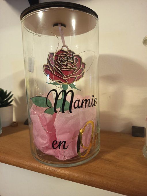 Rose en bois lumineuse 